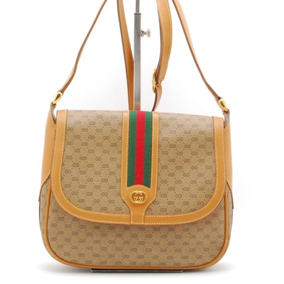 Authentic Gucci Leather Crossbody/Shoulder Bag. - Picture 1 of 14